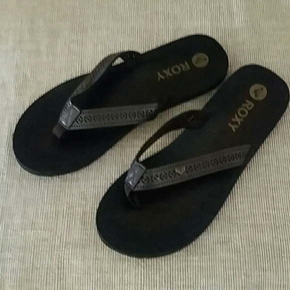Roxy Shoes - Roxy thong sandals flip flops perforated laser cut